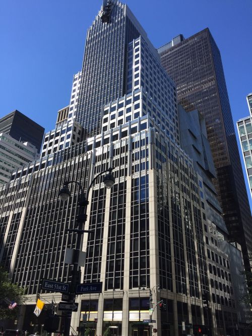 skyscraper manhattan new york