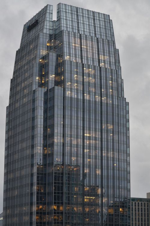 skyscraper nashville tennessee