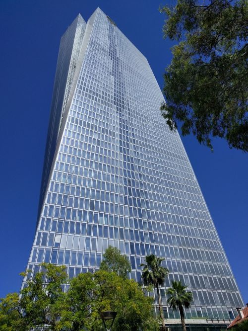 skyscraper tel aviv israel