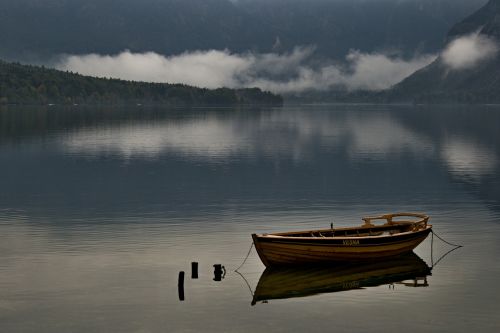 slovenia lake bohinj