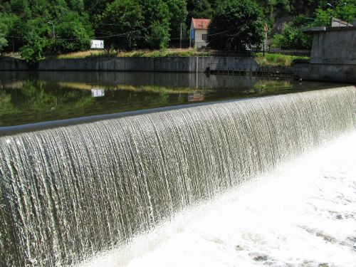 sluice waterfall natural water