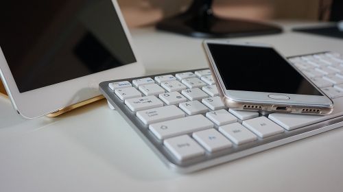 smartphone tablet keyboard