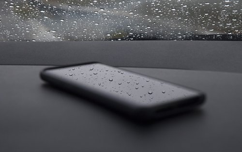 smartphone  phone  rain