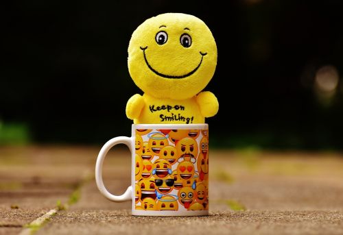 smilies cup yellow