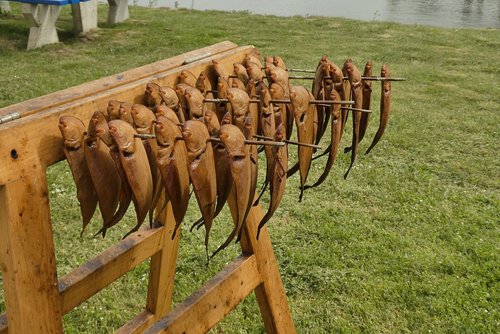 smoked tongue  fish  tongue