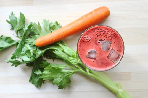 smoothie  juice  vegetables