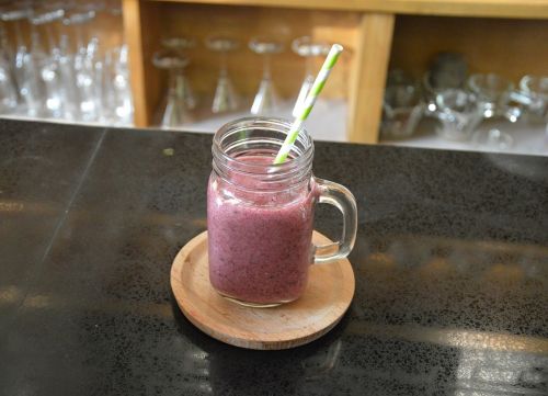 smoothie drink cup