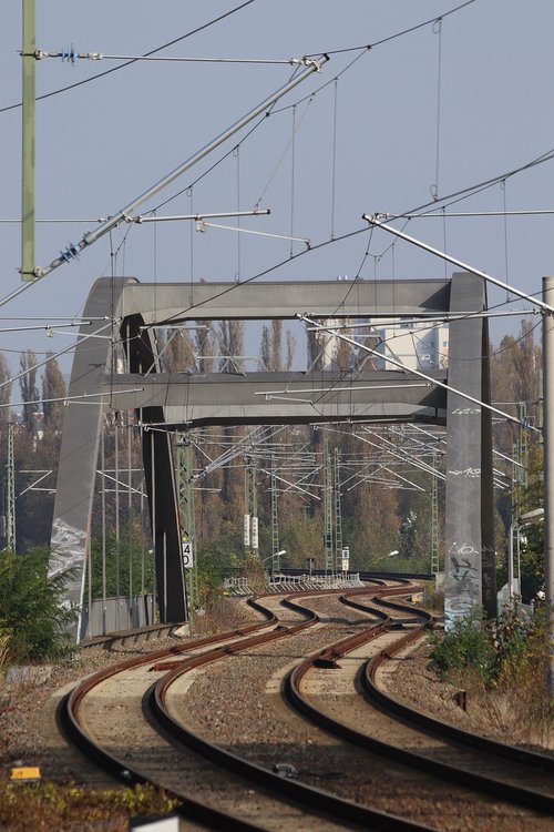 snake line  rails  railway