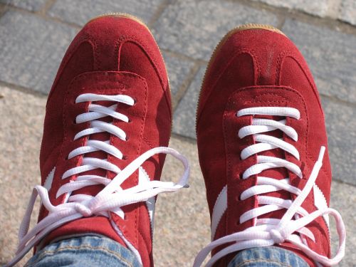 sneakers red shoes
