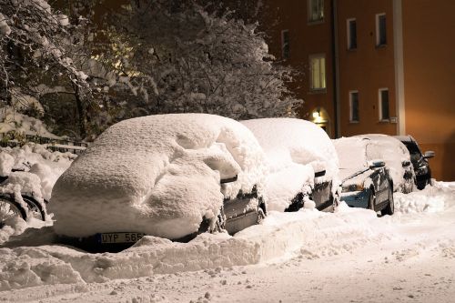 snow street cars
