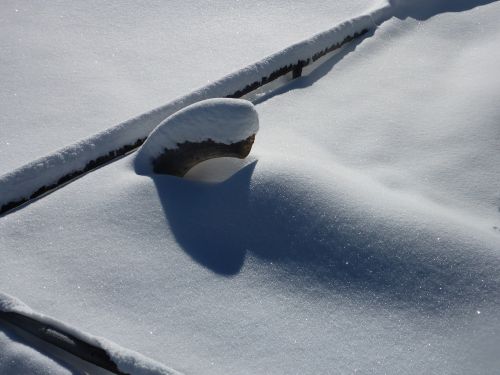 snow fountain shadow