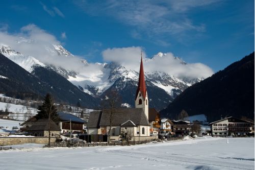 snow mountain winter