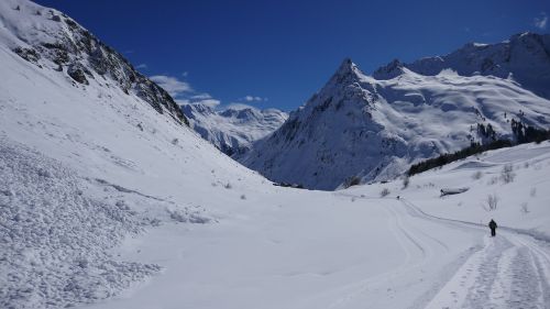 snow mountain winter