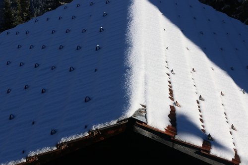 snow  roof  snow angel