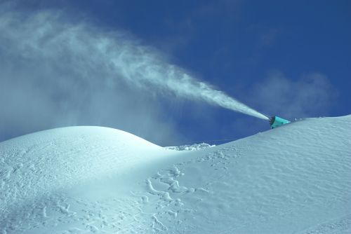 snow cannon skis