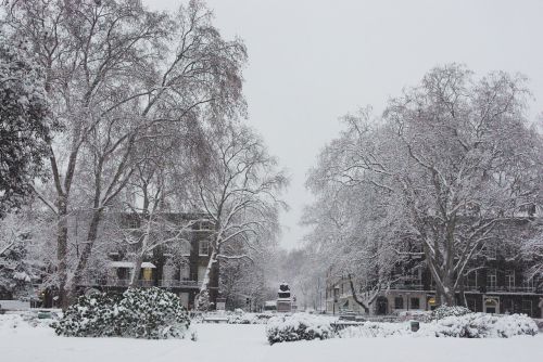 snow london city