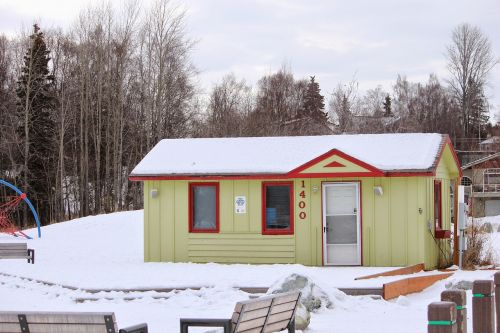 snow house alaska