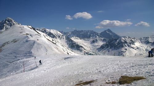 snow mountain winter