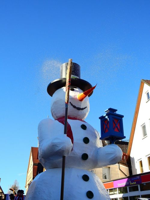 snow man carnival move