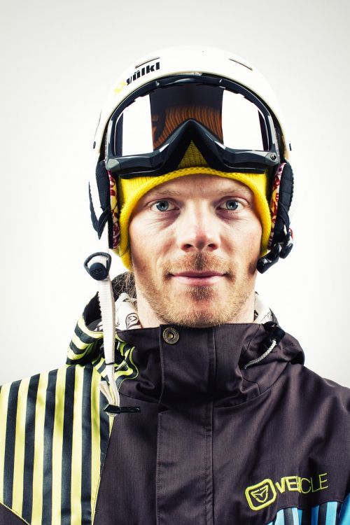 snowboardista helmet a man