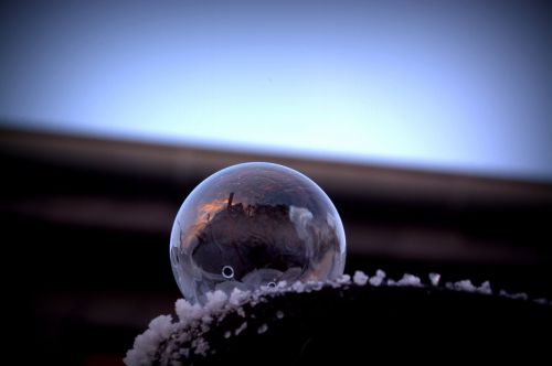 soap bubble freeze frozen