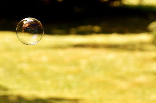 soap bubble make soap bubbles iridescent