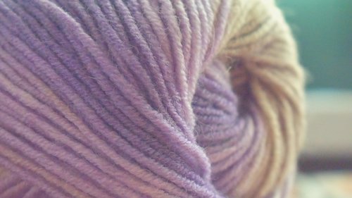 soft  thread  wool