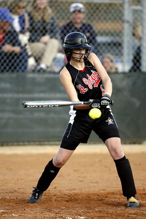 softball batter female