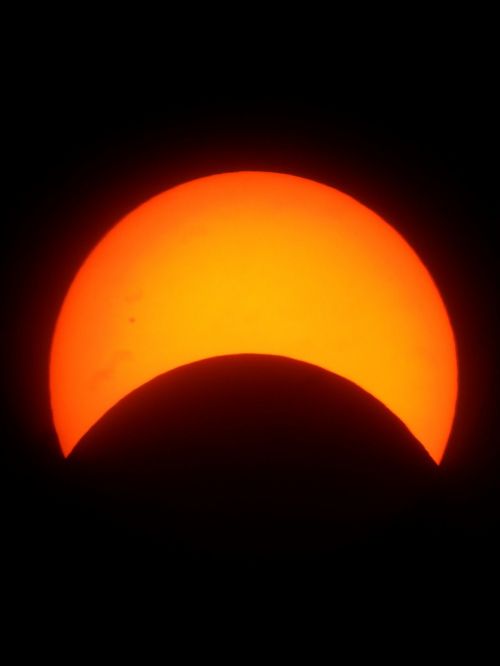 solar eclipse sun moon