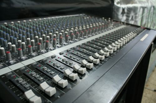 sound console music