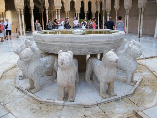 source lions alhambra