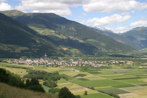 south tyrol vintschgau italy