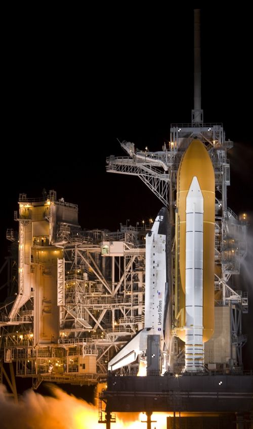 space shuttle rollout launch pad