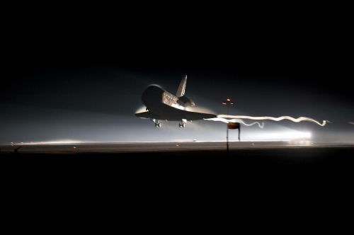 space shuttle landing night