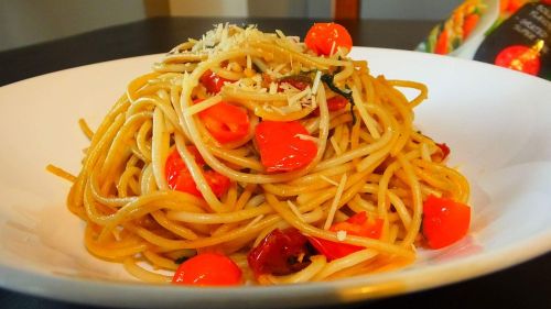 spaghetti aglio olio pasta
