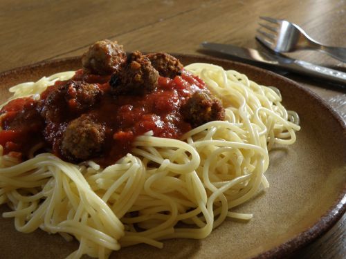 spaghetti meatballs pasta
