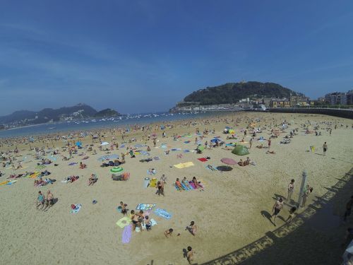 spain gibraltar crowd