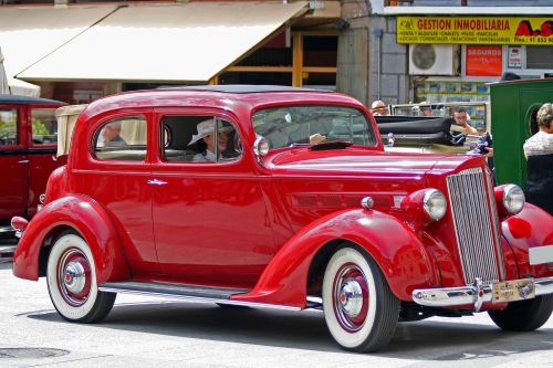 spain antique car red packard