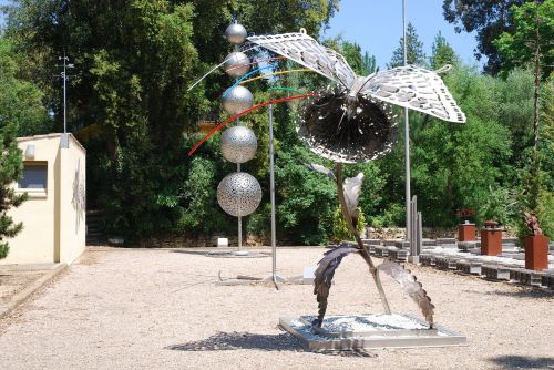 spain artist sculpture metal