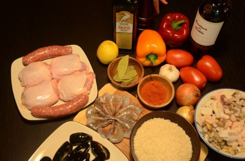 spanish cuisine paella wine