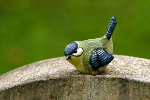 sparrow bird sculpture