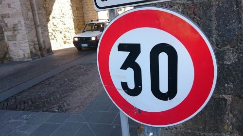 speed limit roadsign