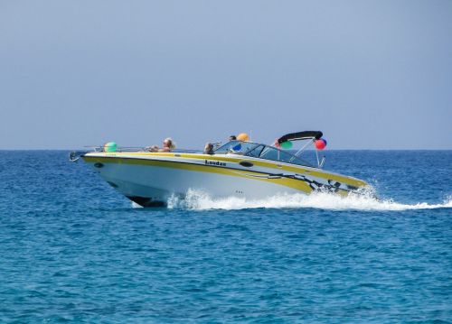 speed boat sea speed