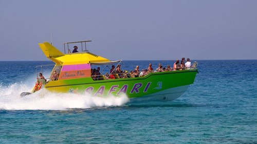 speed boat  sea  water
