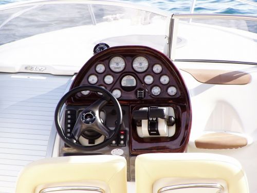 speedboat guide steering wheel