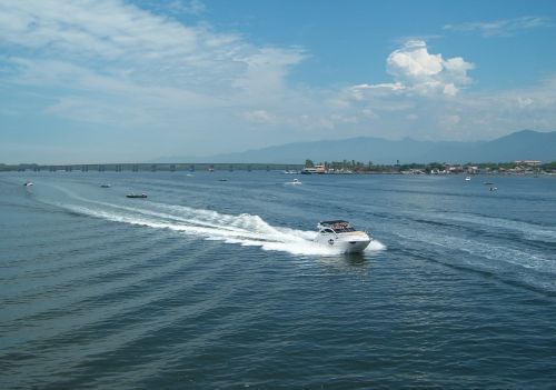speedboat mar speed