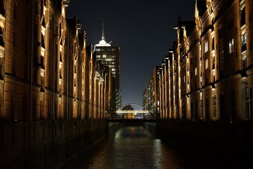 speicherstadt  hamburg  canal