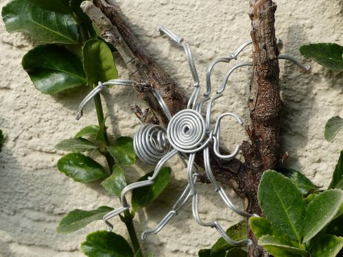 spider art metal