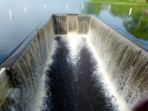 spillway  water  dam