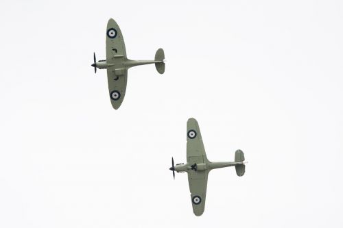 spitfire mustang aircraft